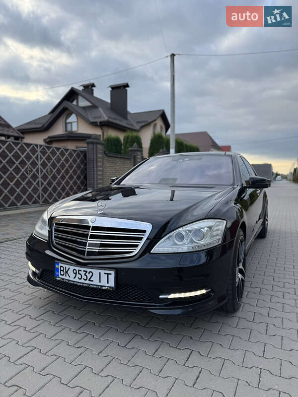 Седан Mercedes-Benz S-Class 2010 в Ровно фото 3 Седан Mercedes-Benz S-Class 2010 в Ровно