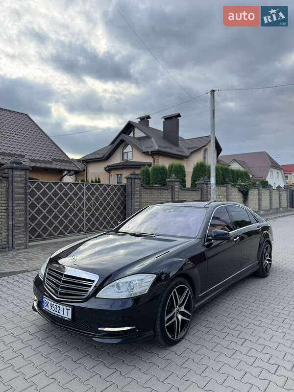 Седан Mercedes-Benz S-Class 2010 в Ровно фото 4 Седан Mercedes-Benz S-Class 2010 в Ровно