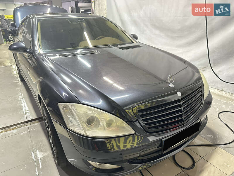 Седан Mercedes-Benz S-Class 2009 в Києві