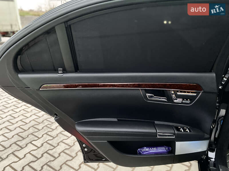 Седан Mercedes-Benz S-Class 2011 в Хмельницькому