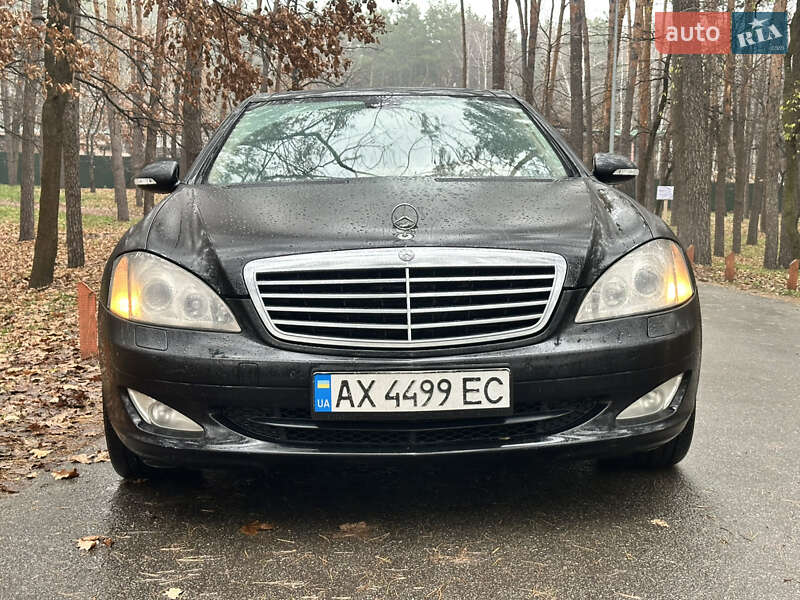 Седан Mercedes-Benz S-Class 2005 в Києві