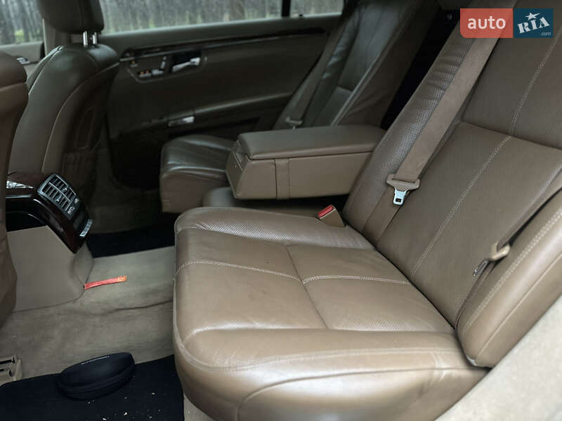 Седан Mercedes-Benz S-Class 2005 в Києві