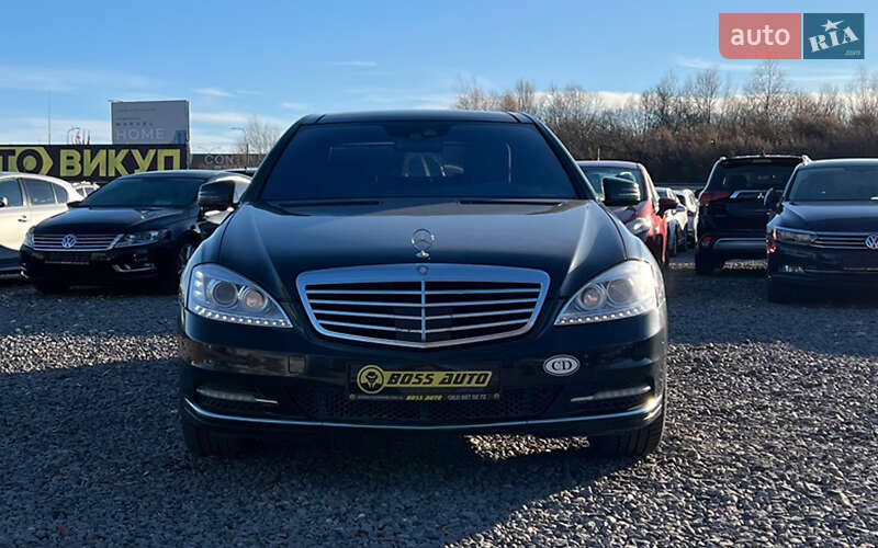 Седан Mercedes-Benz S-Class 2010 в Львове