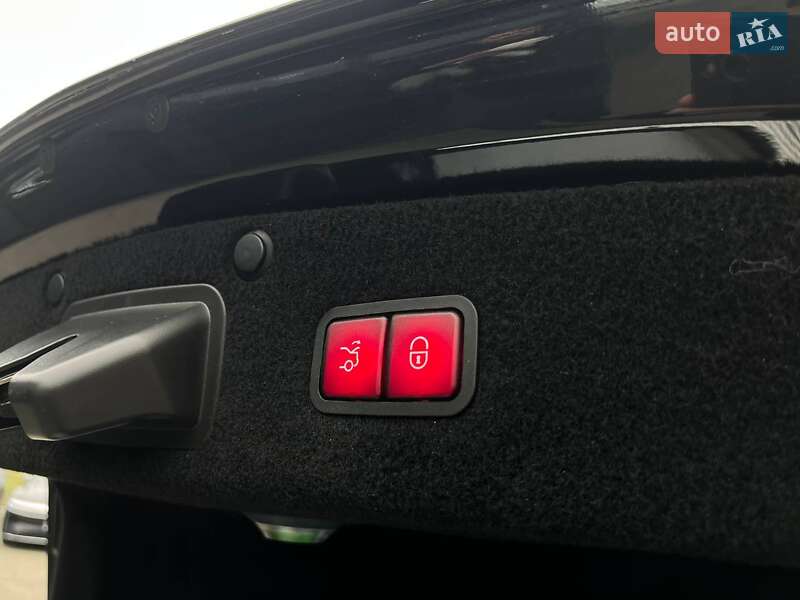 Седан Mercedes-Benz S-Class 2018 в Києві