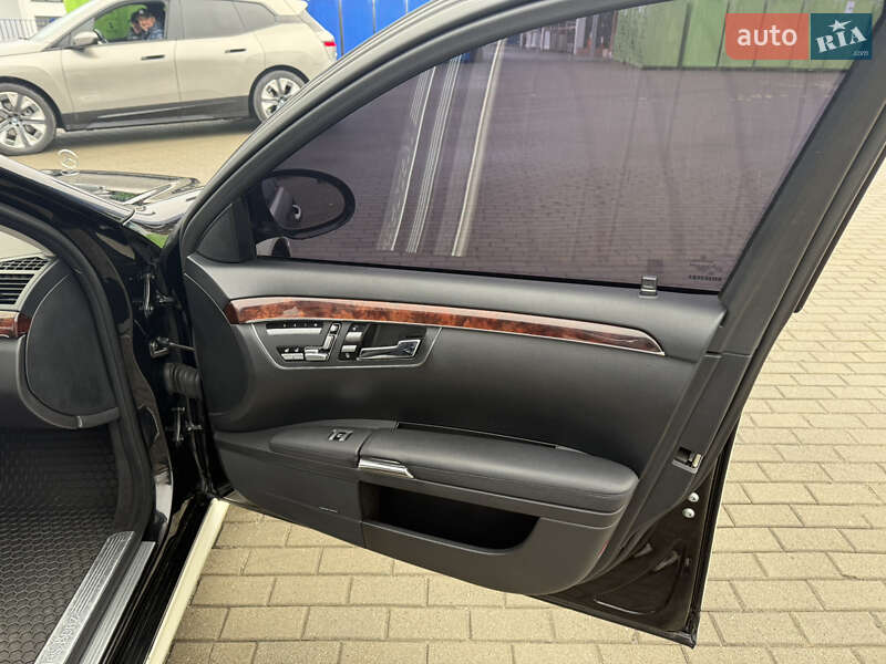 Седан Mercedes-Benz S-Class 2008 в Ковеле