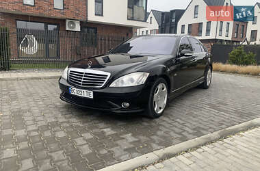 Седан Mercedes-Benz S-Class 2007 в Умані