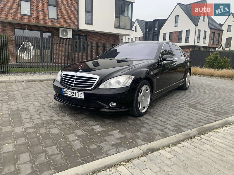 Седан Mercedes-Benz S-Class 2007 в Умані