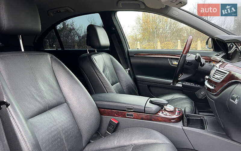 Седан Mercedes-Benz S-Class 2008 в Львове