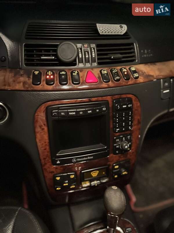 Седан Mercedes-Benz S-Class 2000 в Вараші