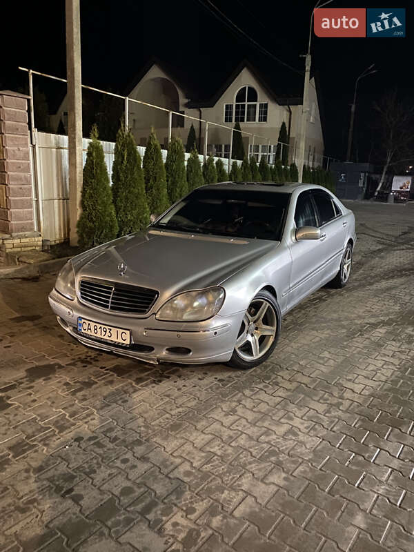 Mercedes-Benz S-Class 1998 Mercedes-Benz S-Class 1998
