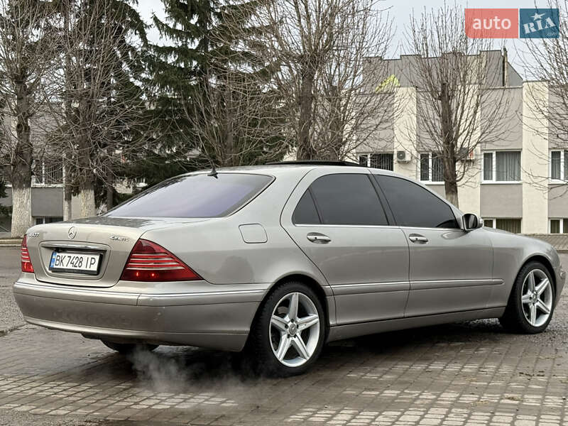 Седан Mercedes-Benz S-Class 2005 в Рівному
