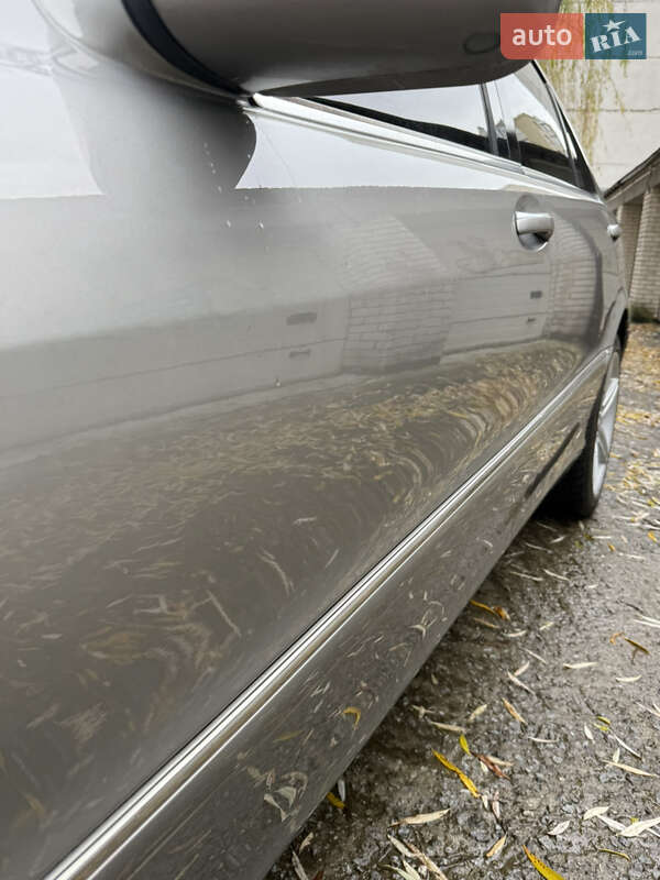 Седан Mercedes-Benz S-Class 2005 в Рівному