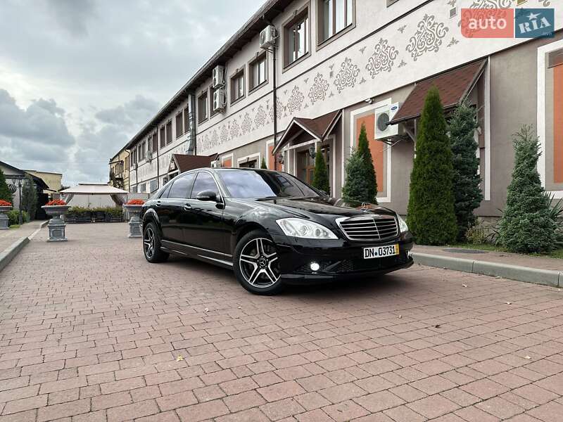 Седан Mercedes-Benz S-Class 2007 в Стрые