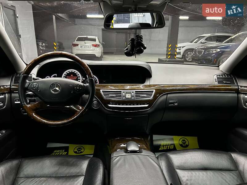 Седан Mercedes-Benz S-Class 2013 в Чернівцях