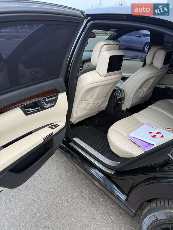 Седан Mercedes-Benz S-Class 2010 в Кривом Роге фото 24 Седан Mercedes-Benz S-Class 2010 в Кривом Роге