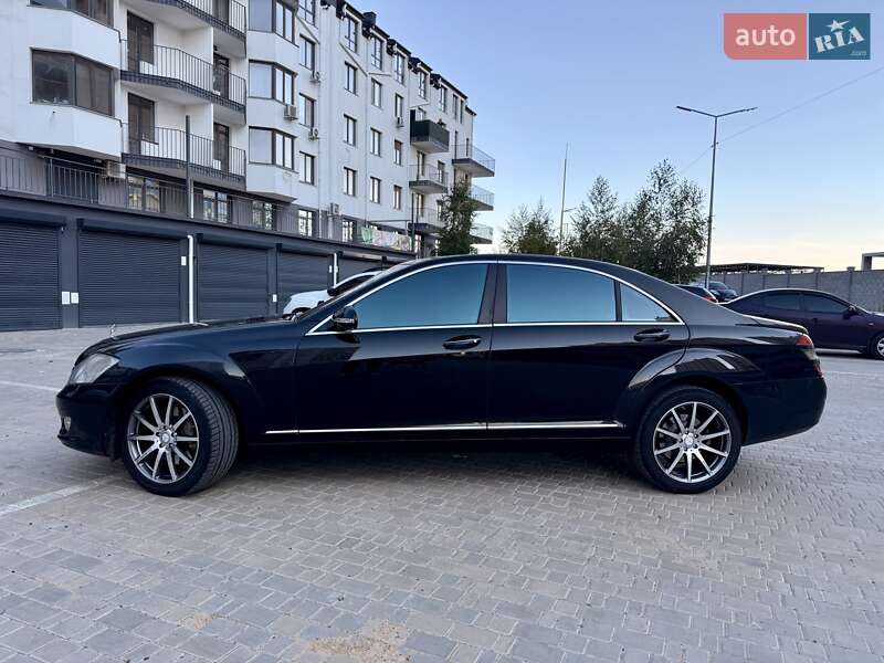 Седан Mercedes-Benz S-Class 2006 в Одессе