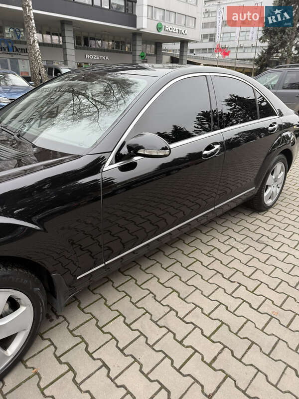 Седан Mercedes-Benz S-Class 2009 в Черновцах