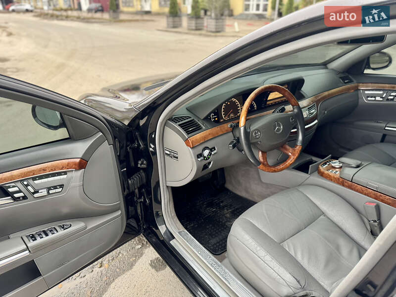 Седан Mercedes-Benz S-Class 2005 в Киеве