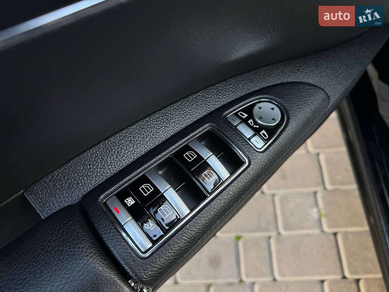 Седан Mercedes-Benz S-Class 2012 в Одесі