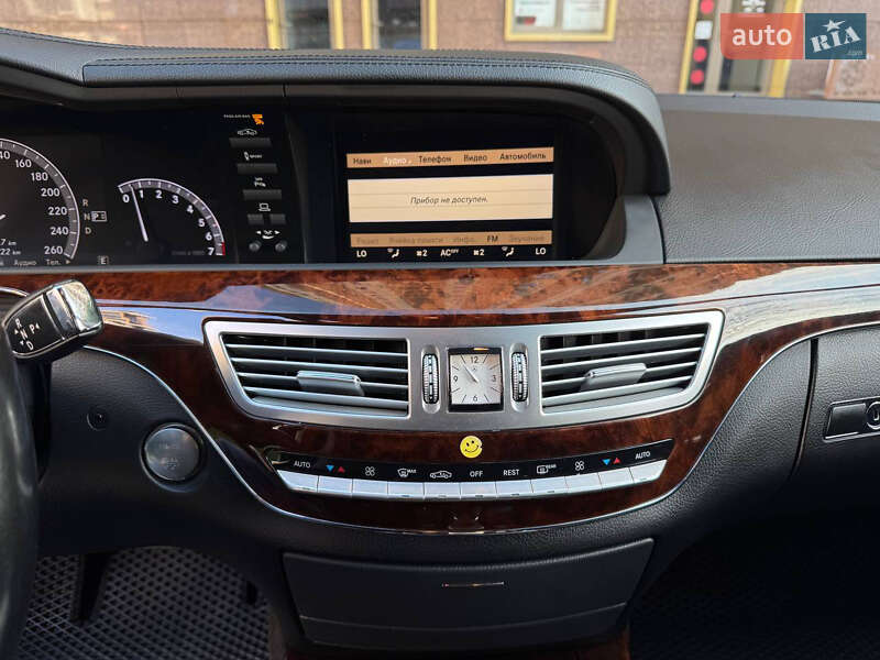 Седан Mercedes-Benz S-Class 2012 в Одесі