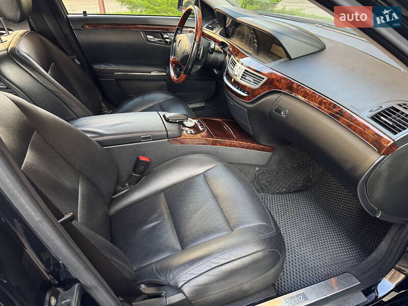 Седан Mercedes-Benz S-Class 2012 в Одесі