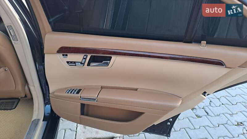 Седан Mercedes-Benz S-Class 2008 в Чернівцях
