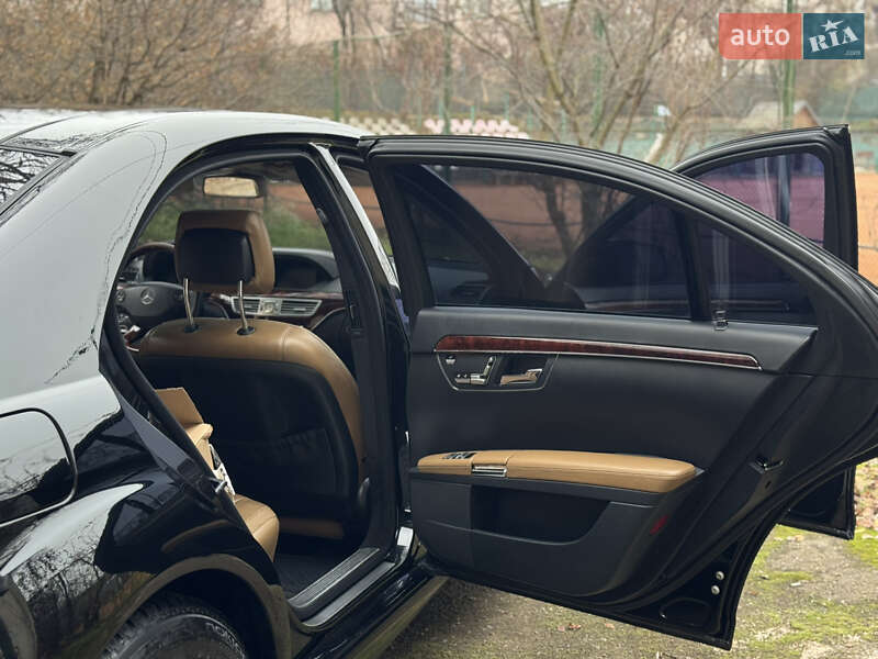 Седан Mercedes-Benz S-Class 2007 в Івано-Франківську