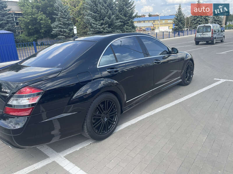 Седан Mercedes-Benz S-Class 2008 в Прилуках