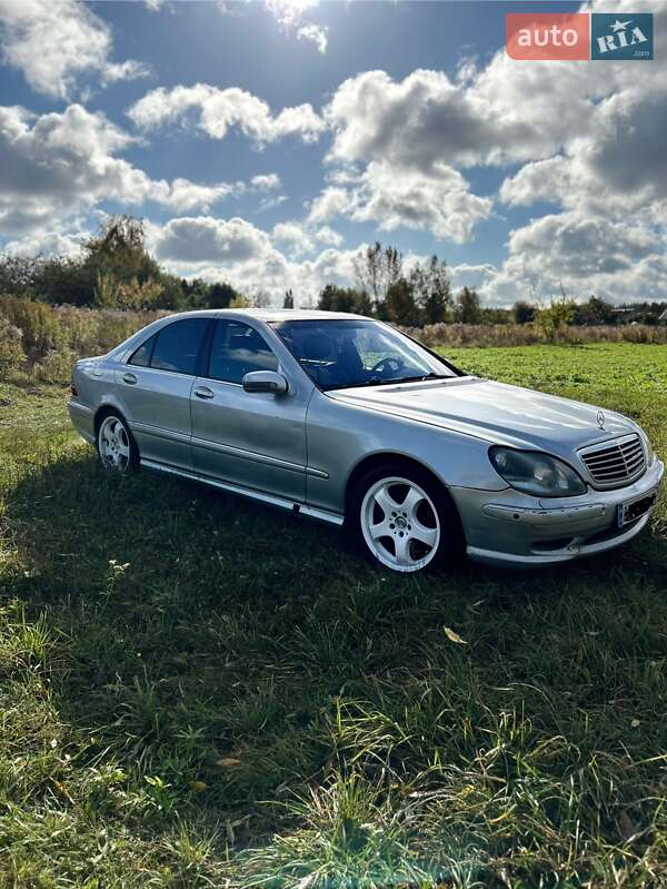 Mercedes-Benz S-Class 2002