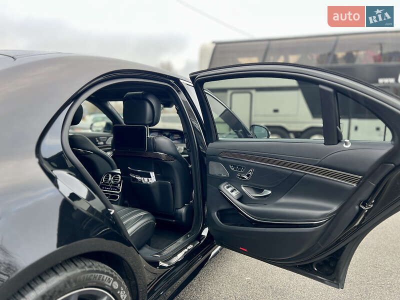 Седан Mercedes-Benz S-Class 2019 в Києві