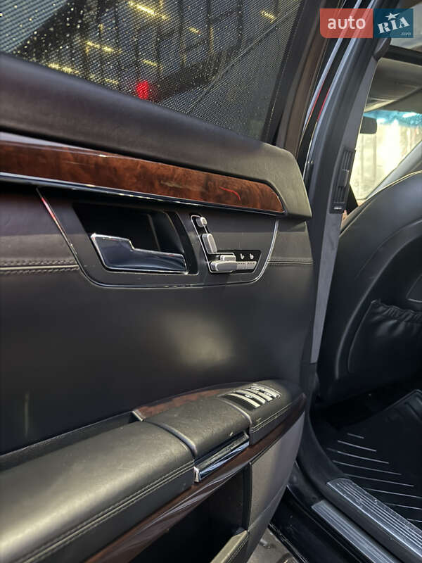 Седан Mercedes-Benz S-Class 2005 в Рівному фото 21 Седан Mercedes-Benz S-Class 2005 в Рівному