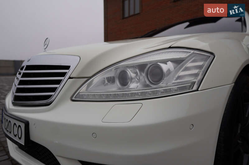 Седан Mercedes-Benz S-Class 2008 в Теофіполі