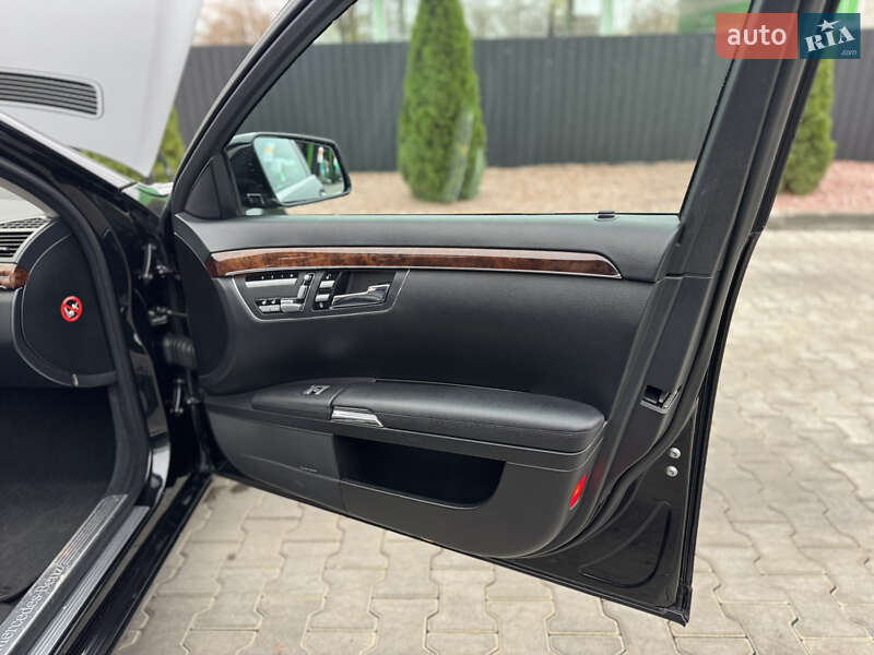 Седан Mercedes-Benz S-Class 2007 в Одессе