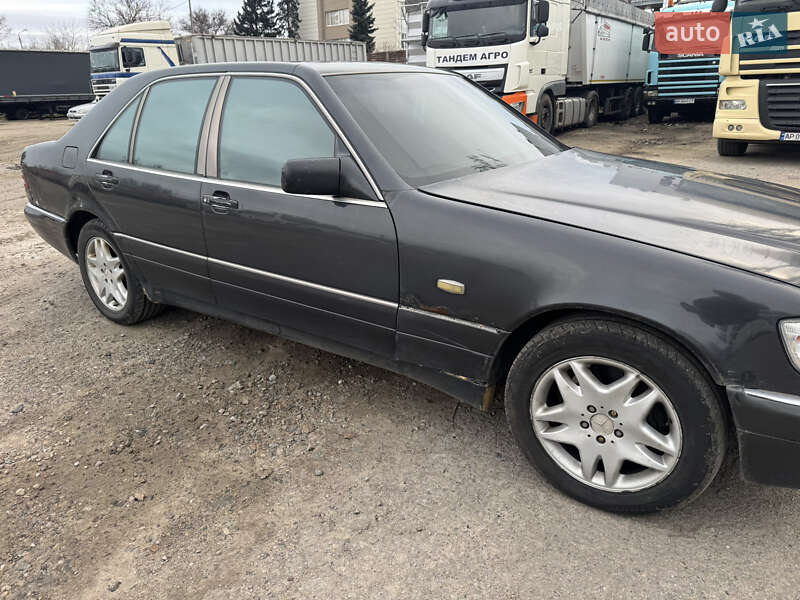 Mercedes-Benz S-Class 1995 Mercedes-Benz S-Class 1995