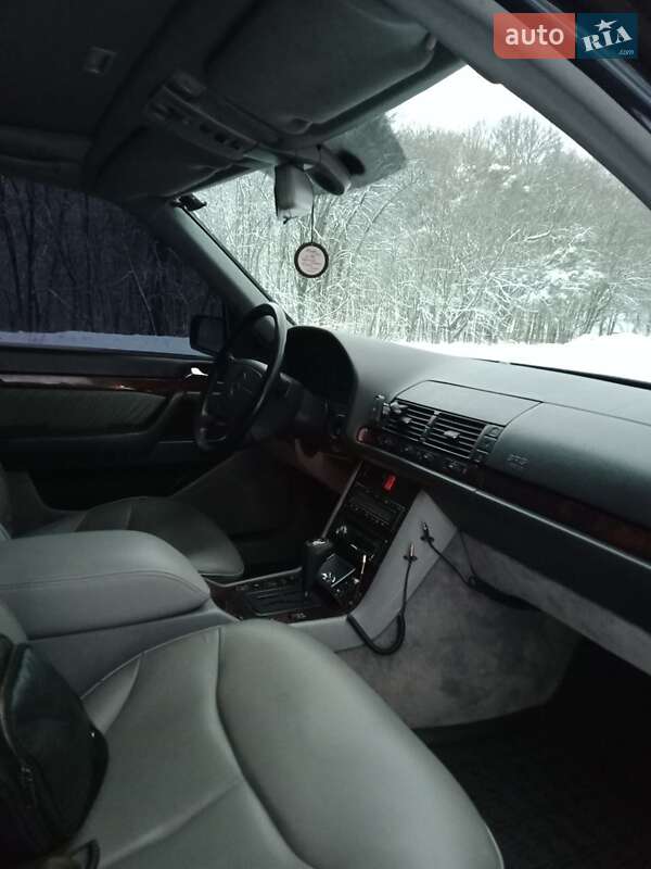 Седан Mercedes-Benz S-Class 1996 в Знам'янці