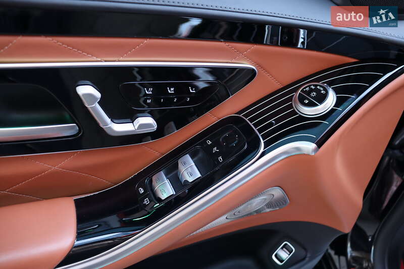 Седан Mercedes-Benz S-Class 2021 в Львові