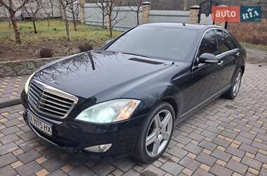 Седан Mercedes-Benz S-Class 2008 в Гайсину
