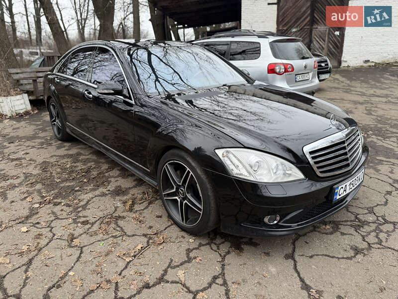 Седан Mercedes-Benz S-Class 2007 в Умані