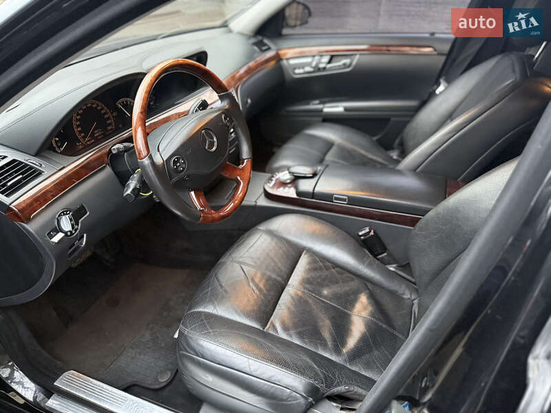 Седан Mercedes-Benz S-Class 2007 в Умані