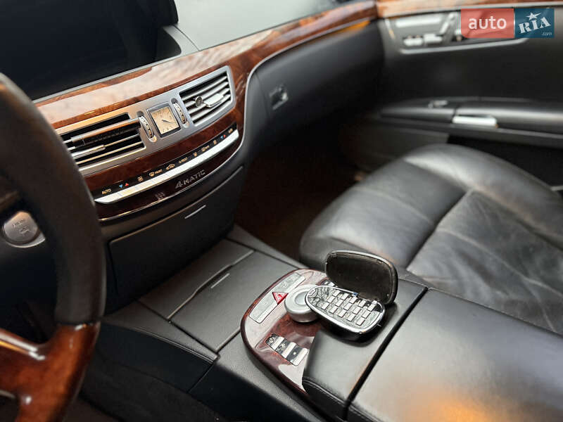 Седан Mercedes-Benz S-Class 2007 в Умані
