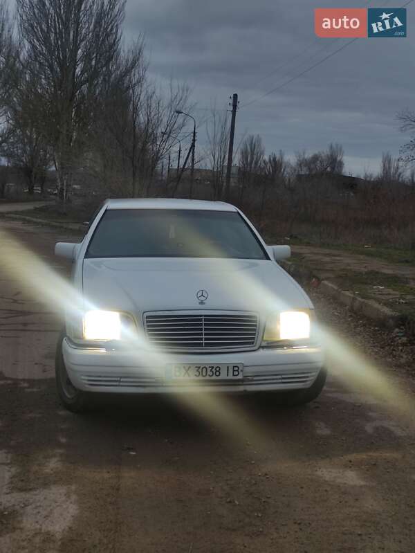 Седан Mercedes-Benz S-Class 1992 в Запорожье
