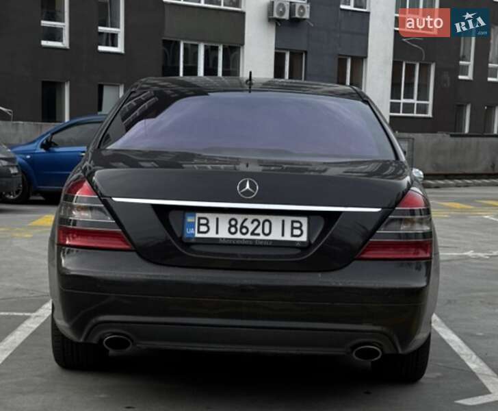 Mercedes-Benz S-Class 2006 Mercedes-Benz S-Class 2006