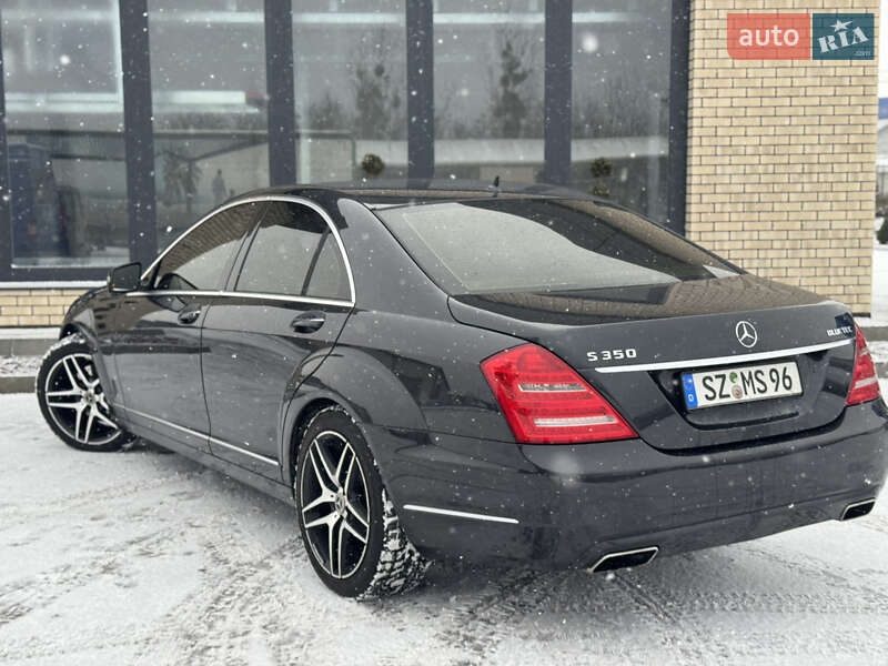 Седан Mercedes-Benz S-Class 2011 в Сарнах