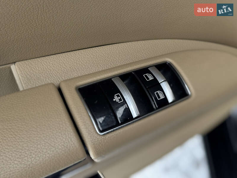 Седан Mercedes-Benz S-Class 2011 в Сарнах