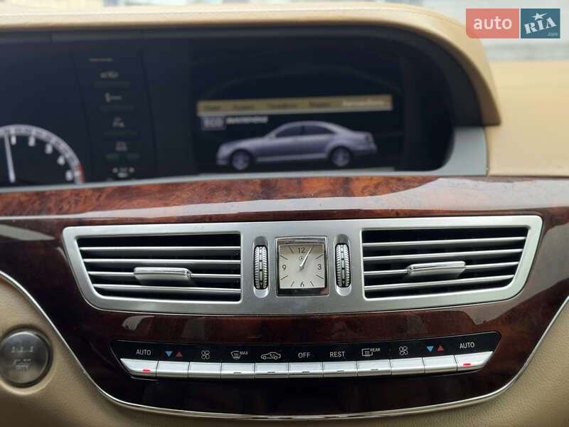 Седан Mercedes-Benz S-Class 2011 в Сарнах