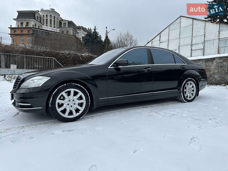 Mercedes-Benz S-Class 2008