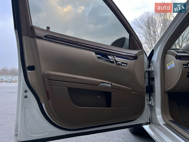 Седан Mercedes-Benz S-Class 2008 в Одесі