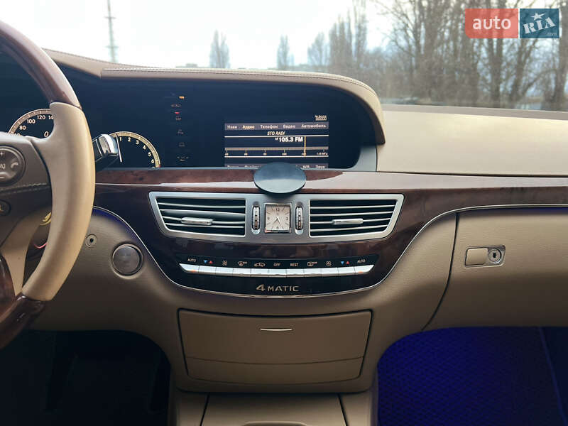 Седан Mercedes-Benz S-Class 2008 в Одесі