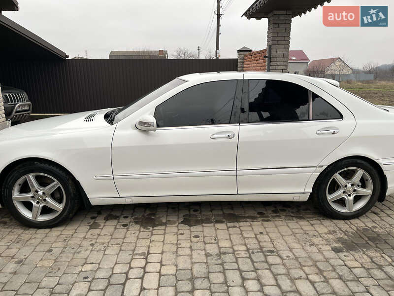 Седан Mercedes-Benz S-Class 2004 в Немирове