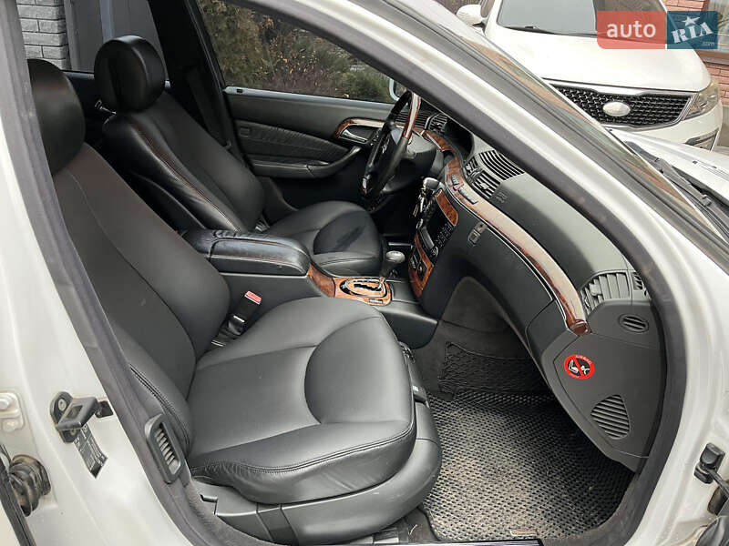 Седан Mercedes-Benz S-Class 2004 в Немирове